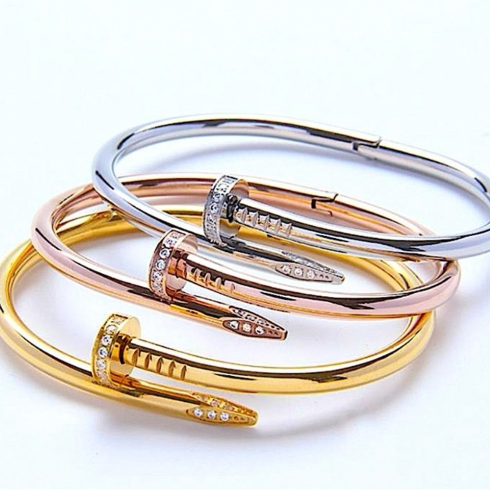 Zircon Nail head bracelet - Picture 3 of 3